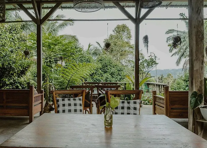 ベッド・アンド・ブレックファスト Kebun Kita Eco *